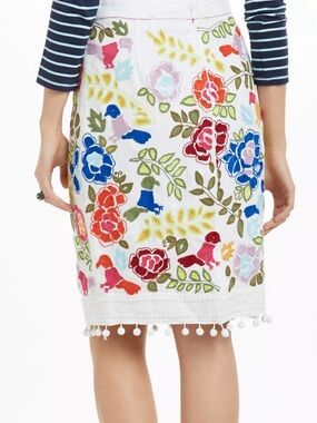 Anthropolgie Moulinette Soeurs linen embroidery skirt with floral design